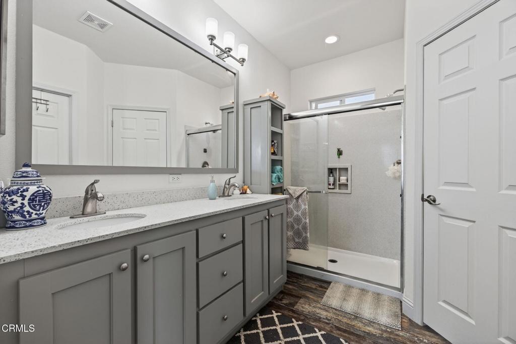 Imperial Oxnard MHP - 037004 - Manufactured In Park