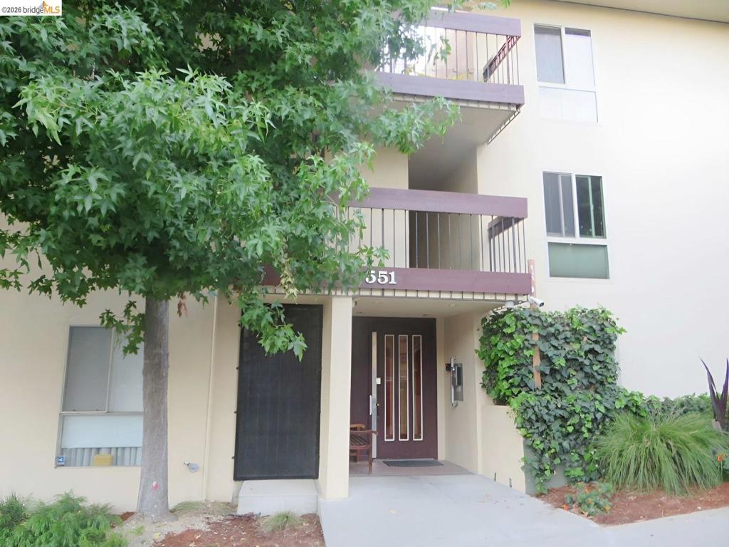 551 Jean St 410