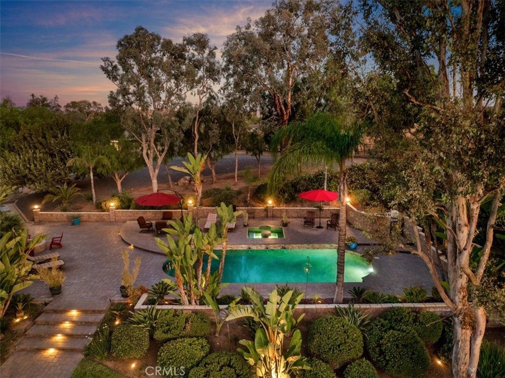 18636 Mockingbird Canyon