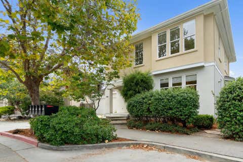 Photo of 184 Cypress PARK, Santa Cruz, CA 95060 (MLS # ML82057127)