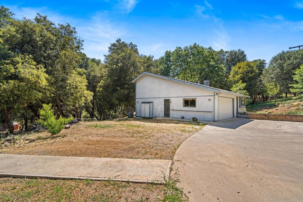 5041 Pine Ridge Avenue
