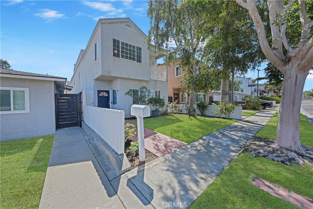1208 California Street