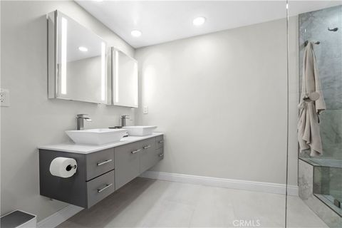 Tiny photo for 308 S Cabrillo Avenue #3, San Pedro, CA 90731 (MLS # SB25114565)