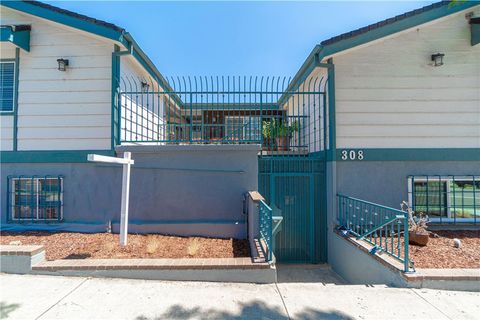Tiny photo for 308 S Cabrillo Avenue #3, San Pedro, CA 90731 (MLS # SB25114565)