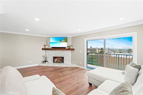 Tiny photo for 308 S Cabrillo Avenue #3, San Pedro, CA 90731 (MLS # SB25114565)