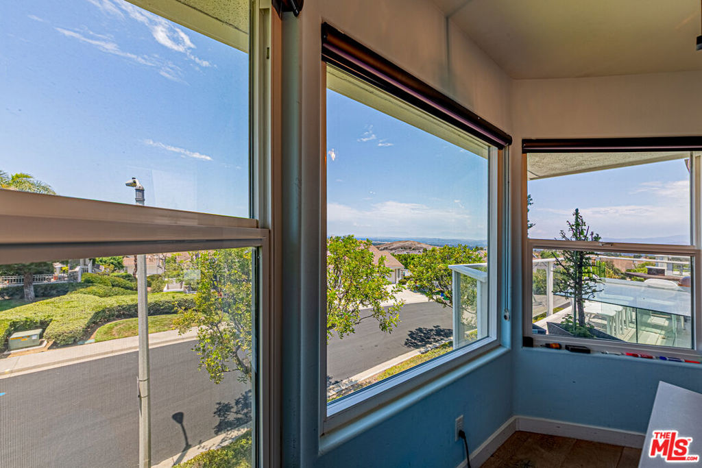 6 Sirius, Irvine CA 92603 - Photo 32