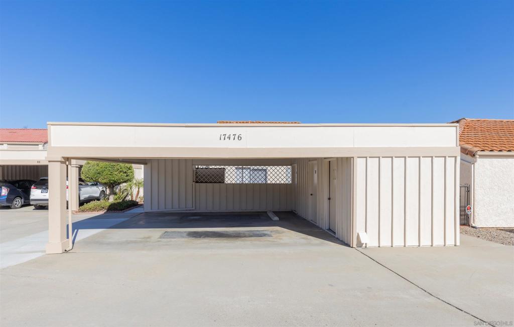 17476 Plaza Cerado 91