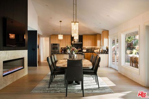 Photo of 610 Estrellita Way, Los Angeles, CA 90049 (MLS # 25552003)