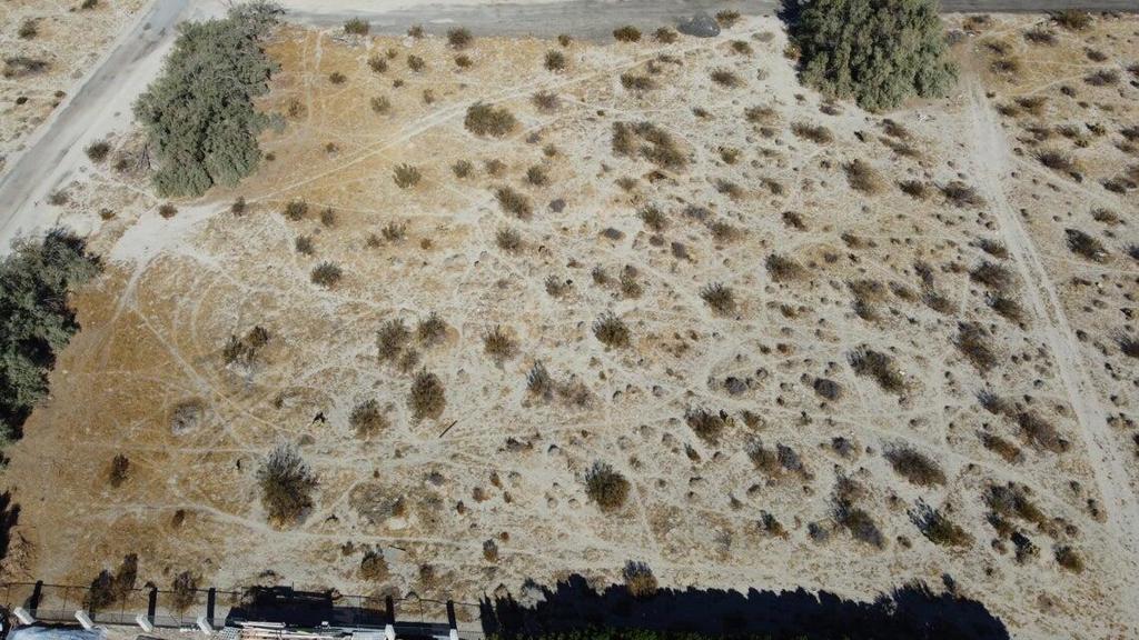 2 .5 Acres_ Avenida Manzana