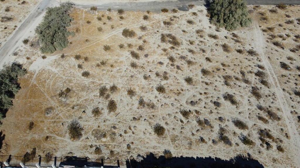 2 .5 Acres_ Avenida Manzana