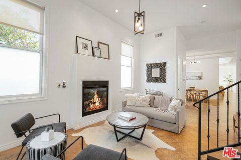 Photo of 715 N Kilkea Drive #1/2, Los Angeles, CA 90046 (MLS # 25594499) Photo of 715 N Kilkea Drive #1/2, Los Angeles, CA 90046 (MLS # 25594499)