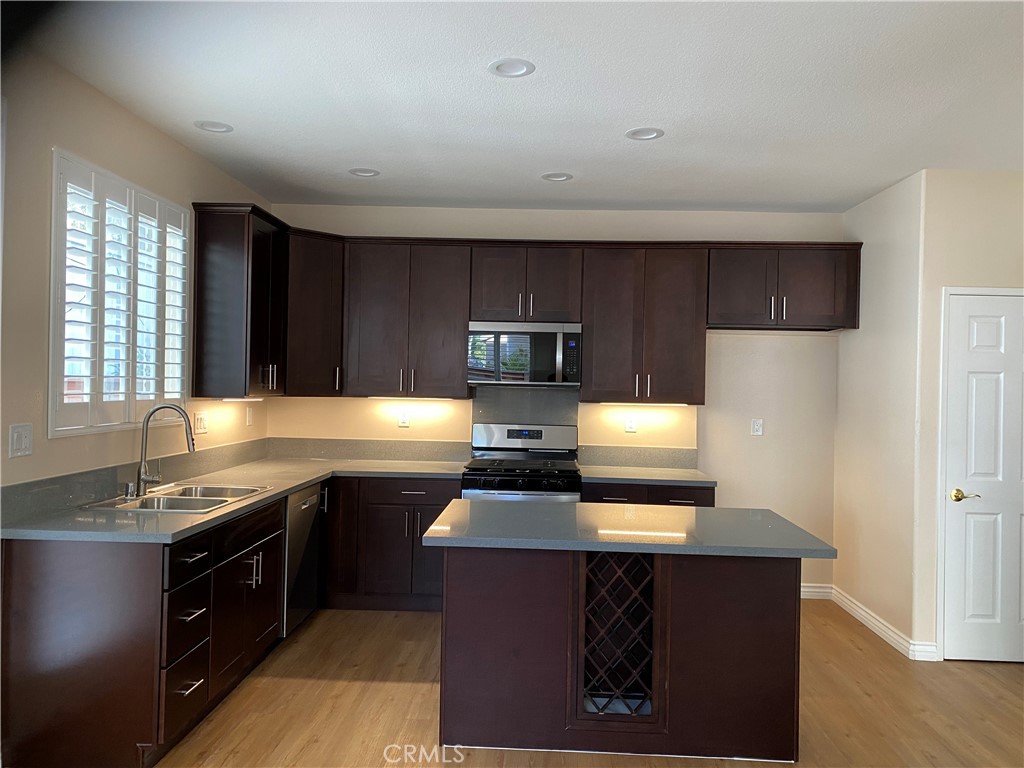 1724 Freeport Terrace