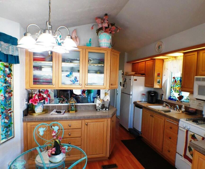 Rancho Casa Blanca - Manufactured In Park