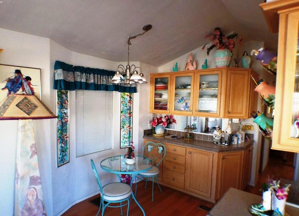 Rancho Casa Blanca - Manufactured In Park