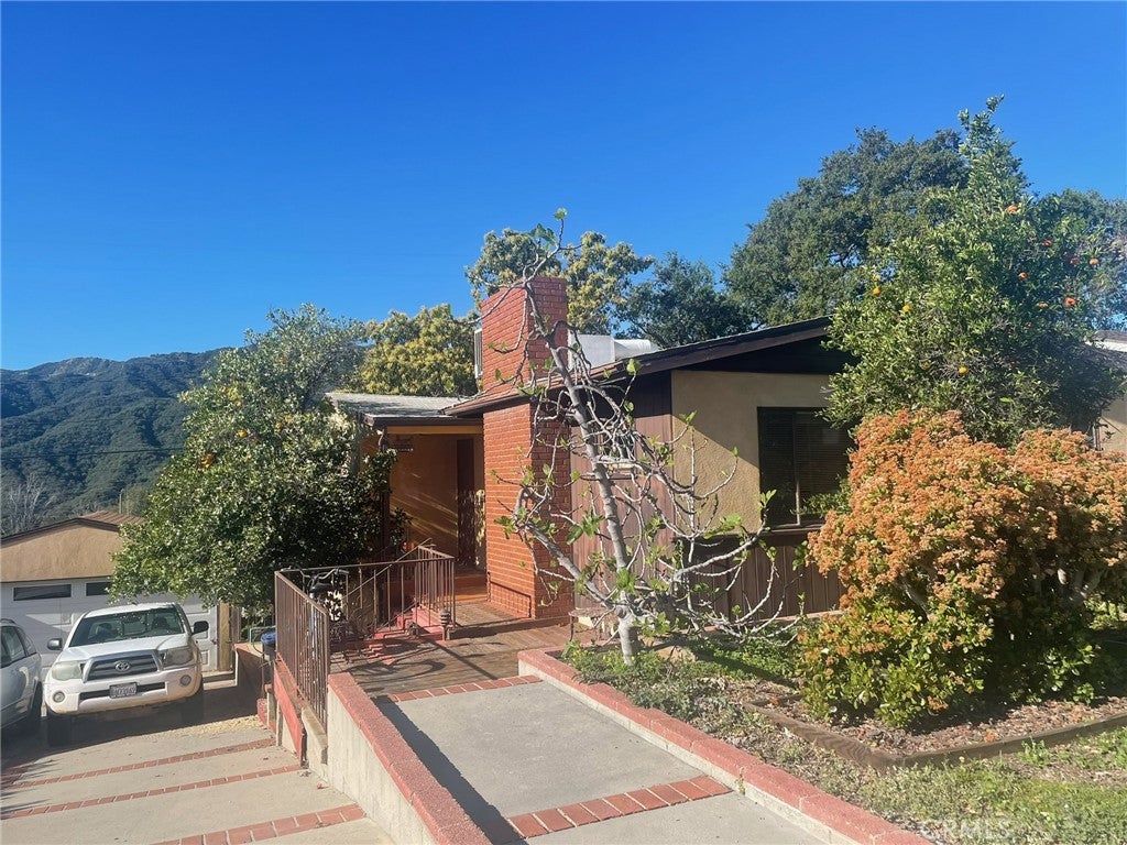3516 Fairchild