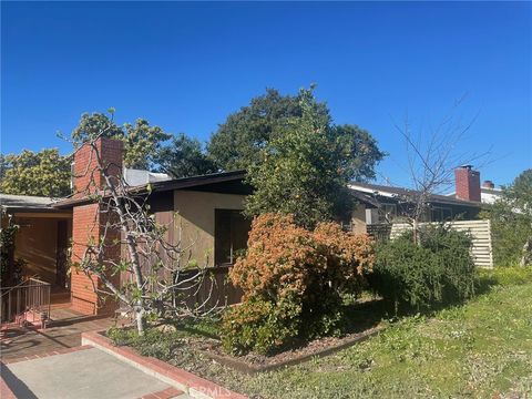 3516 Fairchild La Crescenta CA 91214