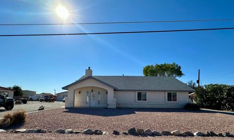 Photo of 1731 Riviera Drive, Blythe, CA 92225 (MLS # 219137713DA) Photo of 1731 Riviera Drive, Blythe, CA 92225 (MLS # 219137713DA)