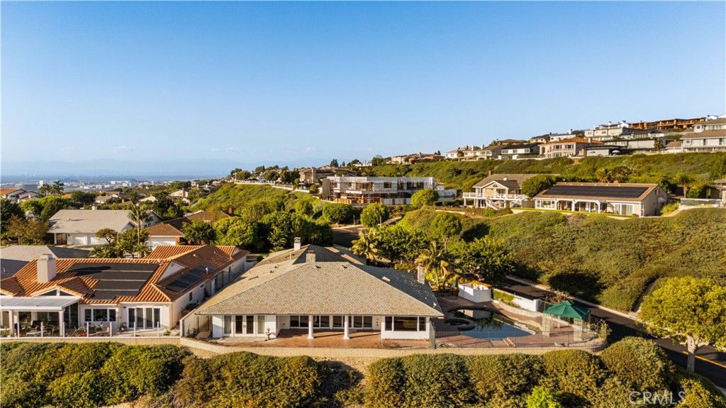 Photo of 1 Jade Cv, Corona Del Mar, CA 92625 (MLS # WS26036935)