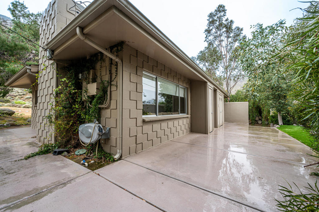 15971 Snow Creek Road