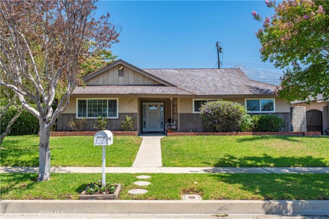 Photo of 8630 Holly ST, Rancho Cucamonga, CA 91701 (MLS # CV26137680)