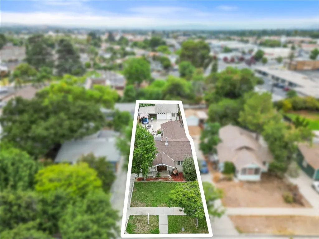 Riverside, California 92506, United States, 3 Bedrooms Bedrooms, ,2 BathroomsBathrooms,Residential,Active,177087