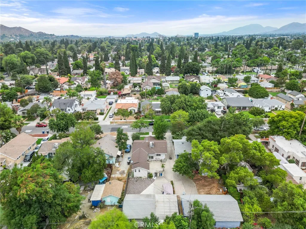 Riverside, California 92506, United States, 3 Bedrooms Bedrooms, ,2 BathroomsBathrooms,Residential,Active,177087