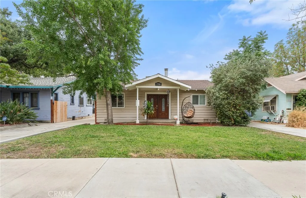 Riverside, California 92506, United States, 3 Bedrooms Bedrooms, ,2 BathroomsBathrooms,Residential,Active,177087