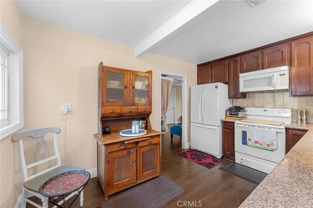 Riverside, California 92506, United States, 3 Bedrooms Bedrooms, ,2 BathroomsBathrooms,Residential,Active,177087