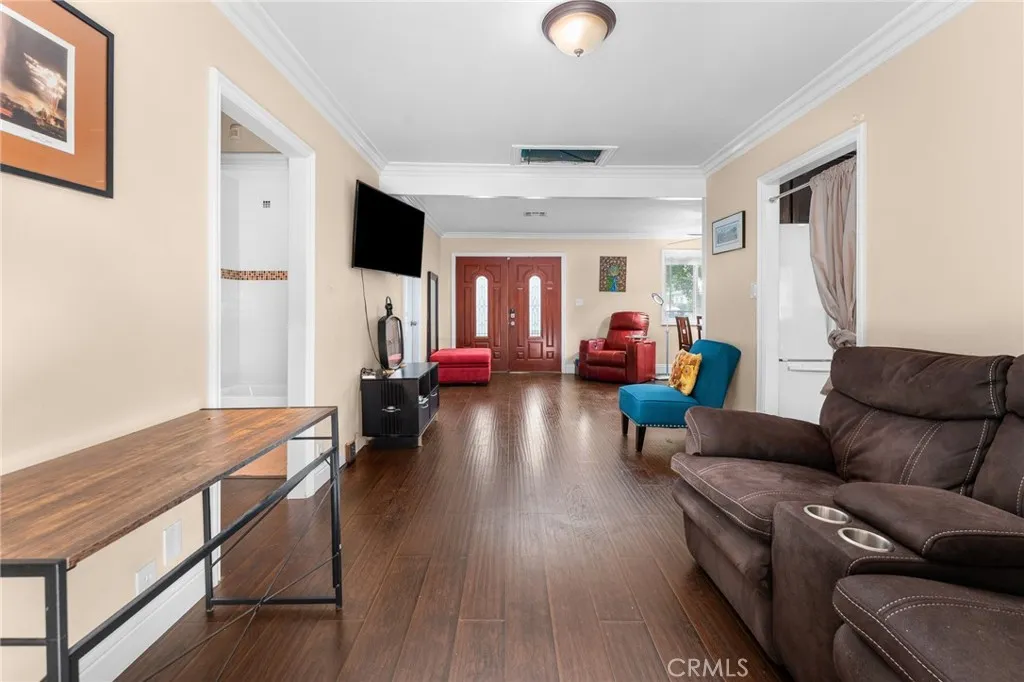 Riverside, California 92506, United States, 3 Bedrooms Bedrooms, ,2 BathroomsBathrooms,Residential,Active,177087