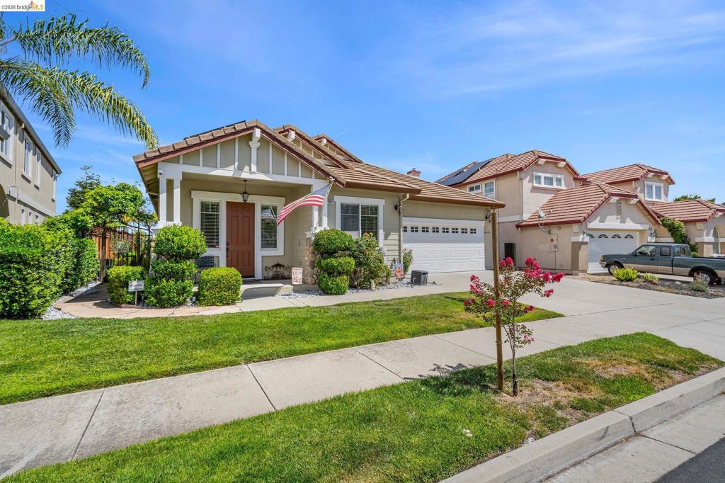 2611 Torrey Pines Dr