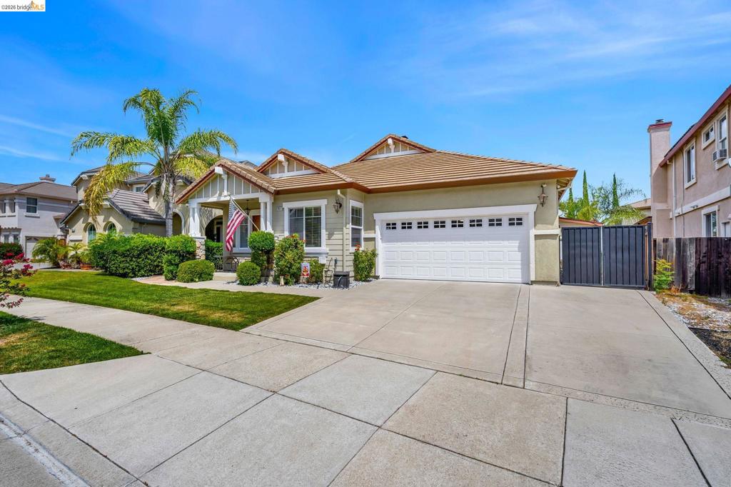 2611 Torrey Pines Dr