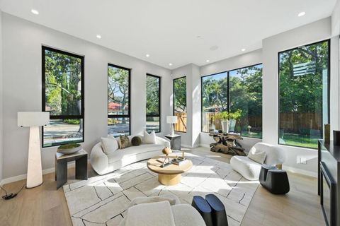 90 Crescent Drive Palo Alto CA 94301