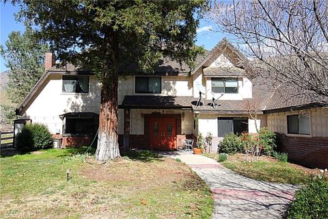 Photo of 132 Rio Del Loma St, Kernville, CA 93238 (MLS # BB25223818)