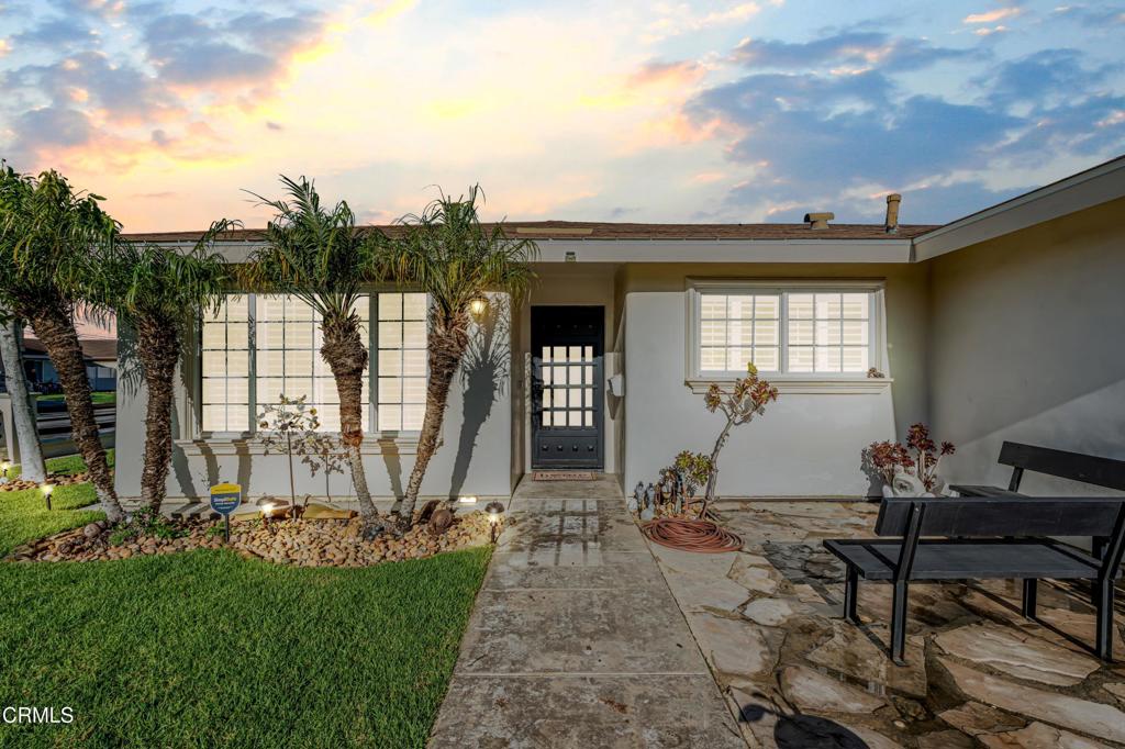 521 W Santa Cruz Street