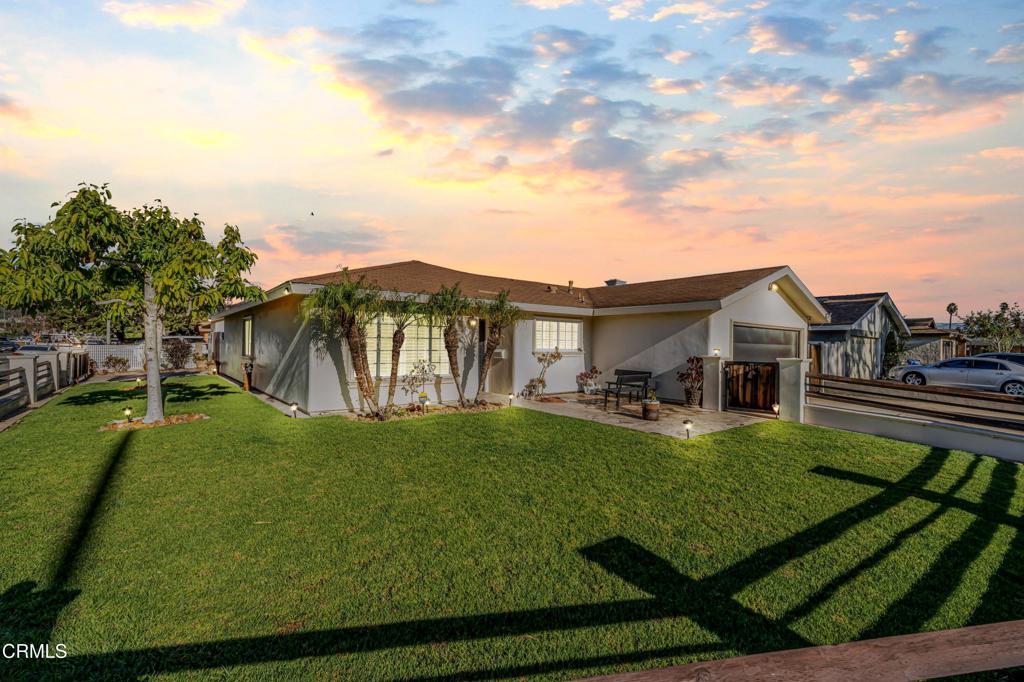 521 W Santa Cruz Street