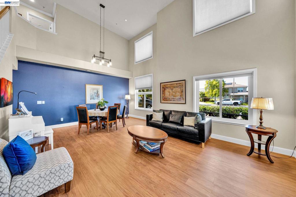 1275 Nice Ct