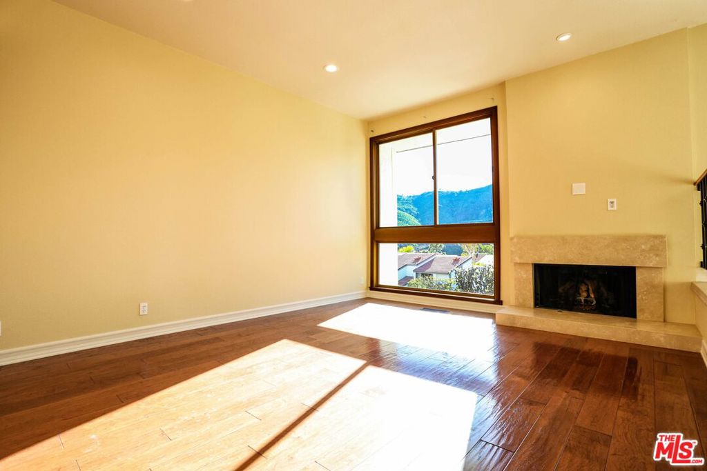 17097 Palisades Circle, Los Angeles CA 90272