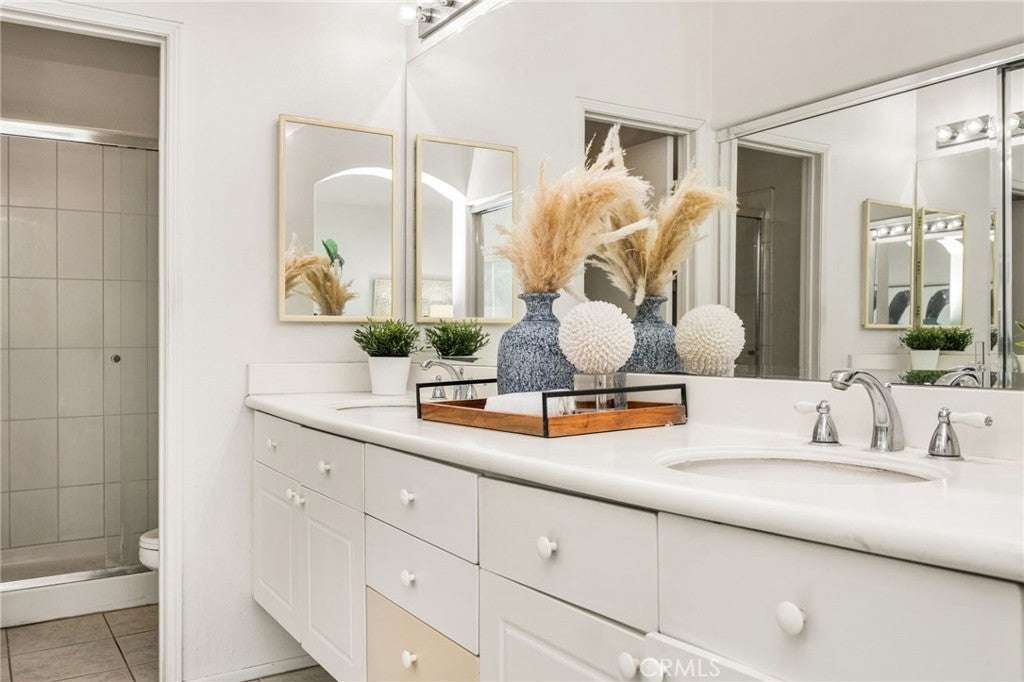 11 Medici Aisle, Irvine CA 92606 - Photo 35