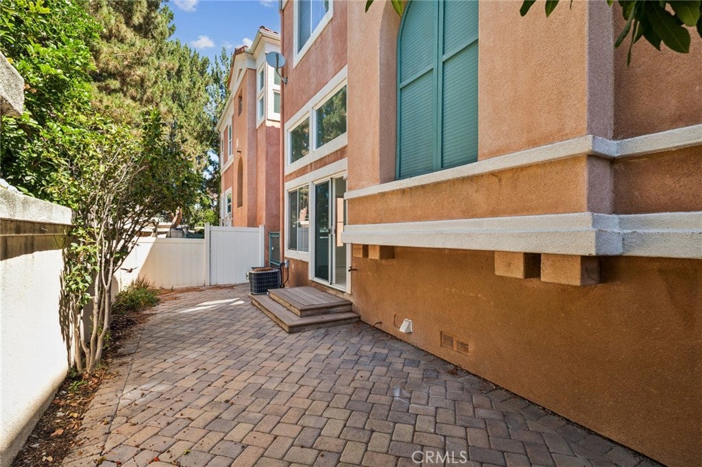 11 Medici Aisle, Irvine CA 92606 - Photo 48