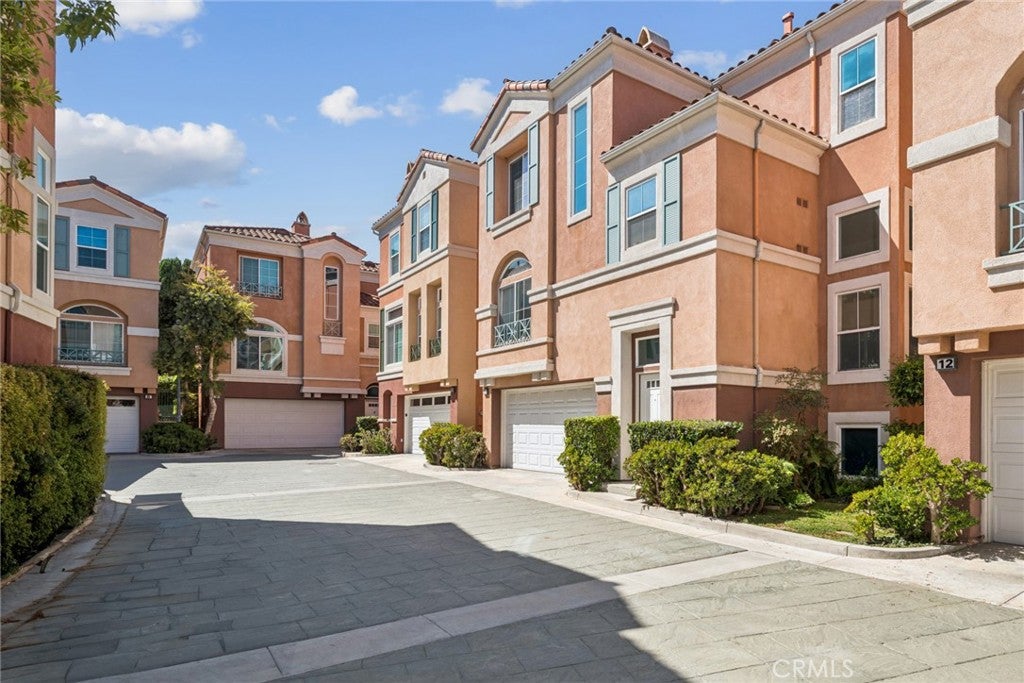 11 Medici Aisle, Irvine CA 92606