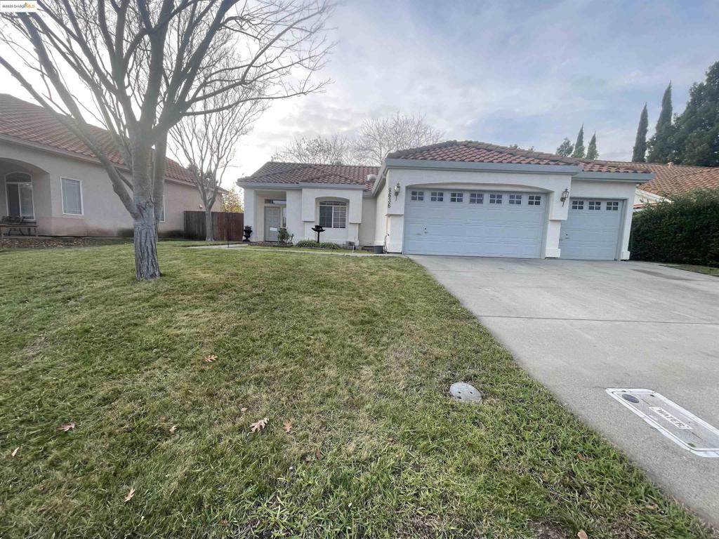 ARLINGTON - Residential