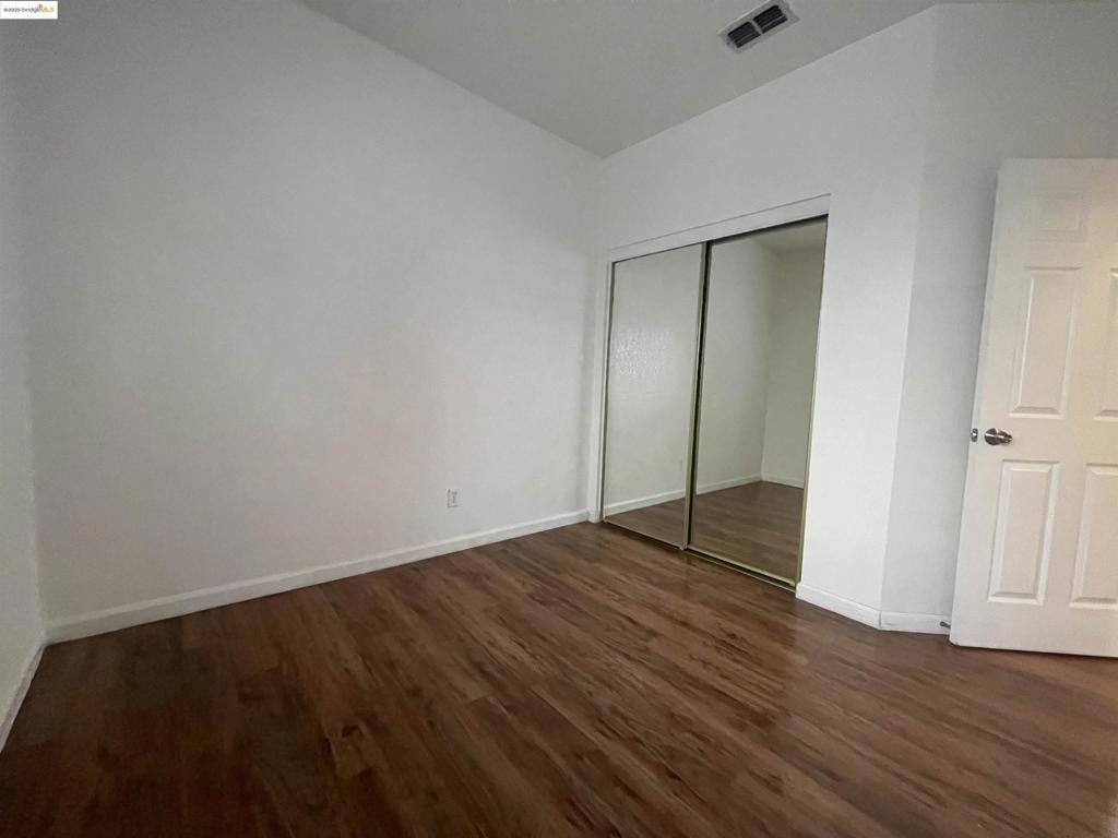 ARLINGTON - Residential