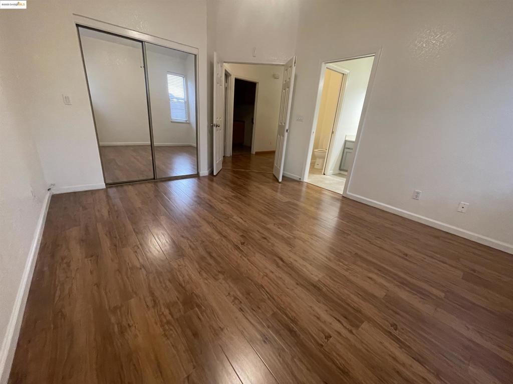 ARLINGTON - Residential