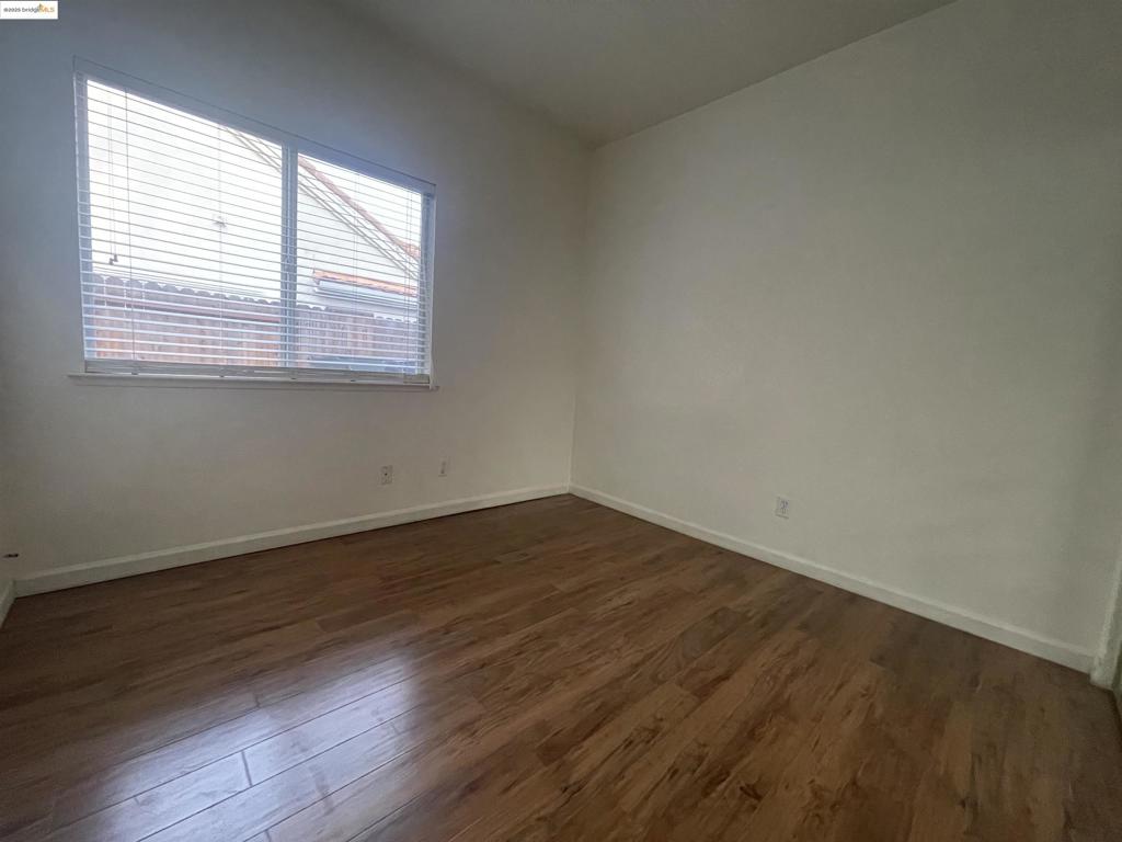 ARLINGTON - Residential