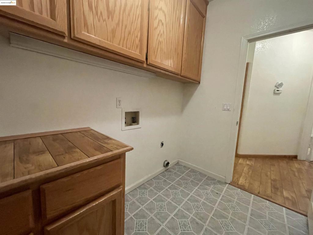 ARLINGTON - Residential