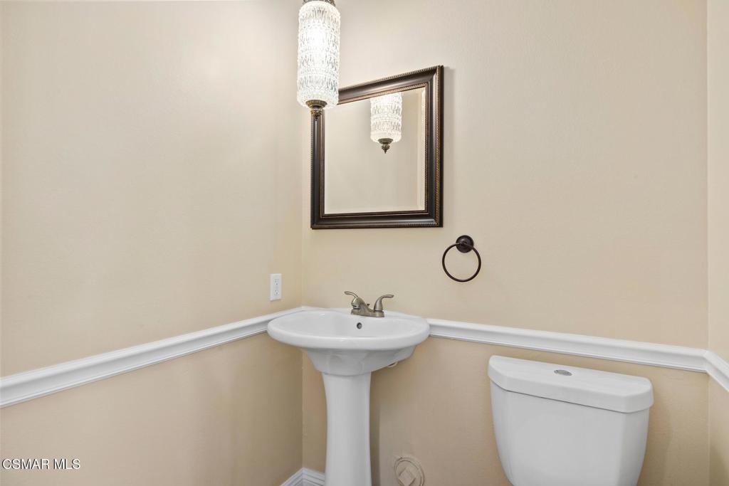 Westlake Hills-729 - 729 - Residential