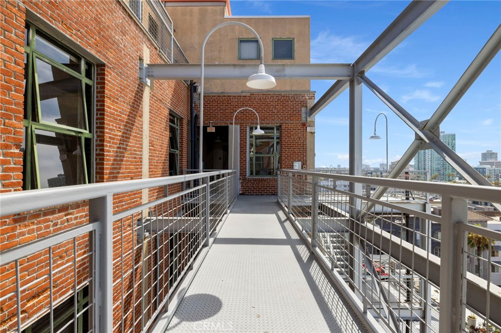 100 W 5th Street 8D