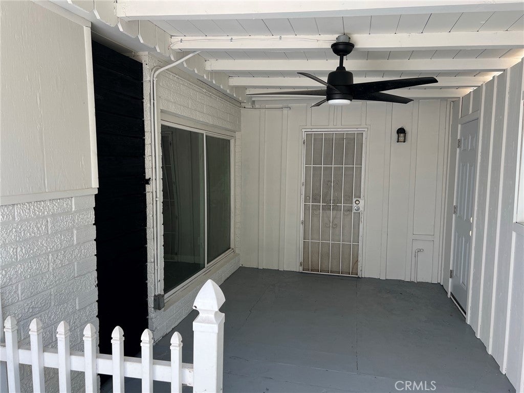 2201 S Towne