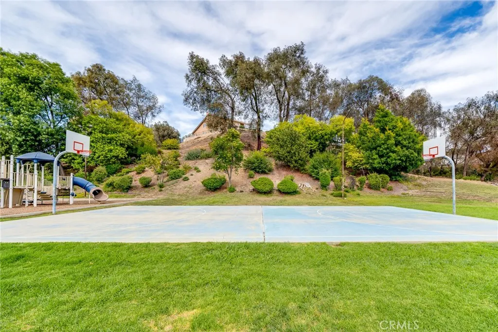 West Covina, California 91792, United States, 3 Bedrooms Bedrooms, ,2 BathroomsBathrooms,Residential,Active,181469