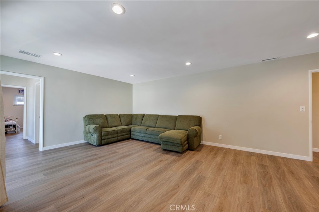 Anaheim Crest (ANCR) - Residential Lease